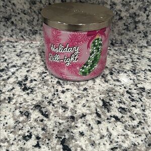🆕 🥒  NWT B&BW Bath & Body Works Holiday Dill-ight LIMITED Edition 3 Wick Candle